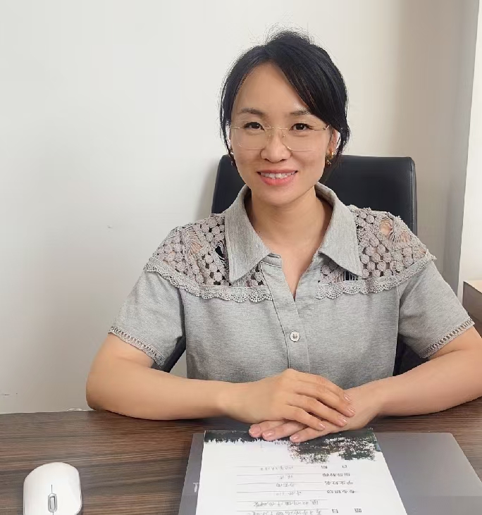 李颖  美加墨世界杯官网资产评估专业教师